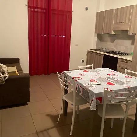 Vista Mare مارينا دي سكيافوني